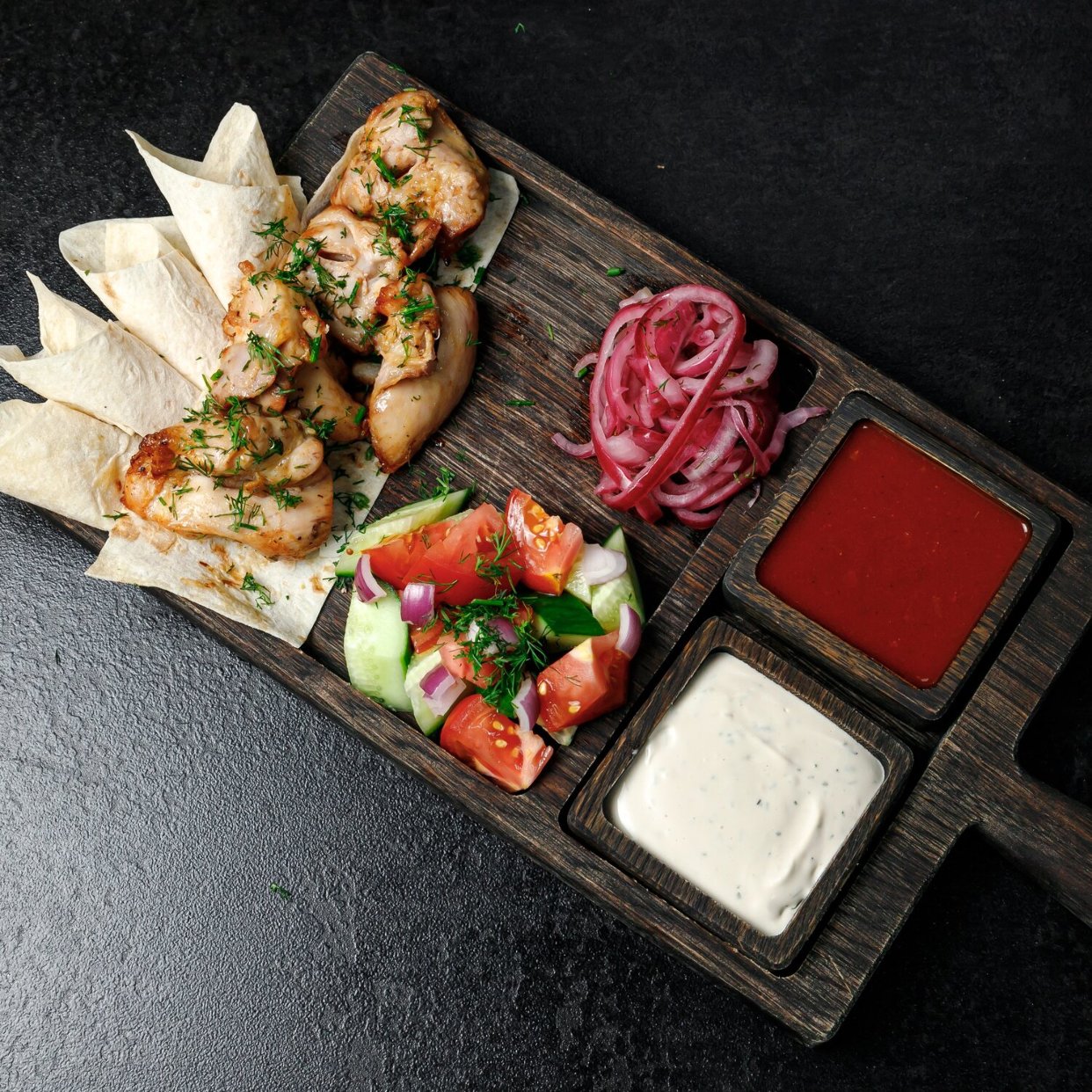 Шашлык из бедра курицы (200 гр)